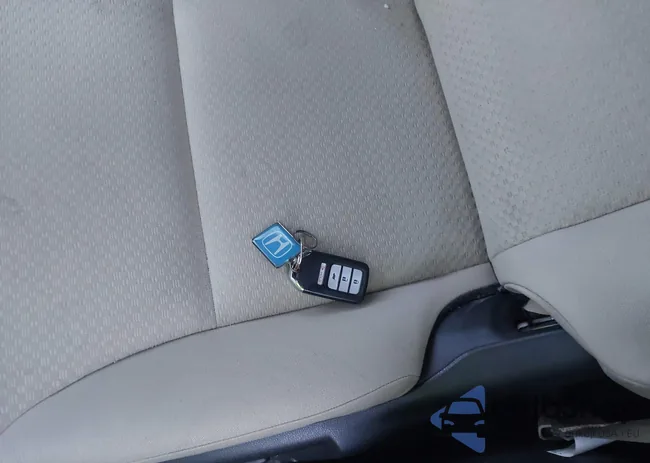 5J6RM4H59GL070604: 43417660