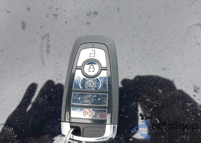 5LMCJ1D97LUL24318: 43417718