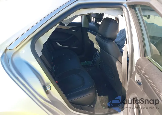 1G6DC5E56C0135923: 43417749