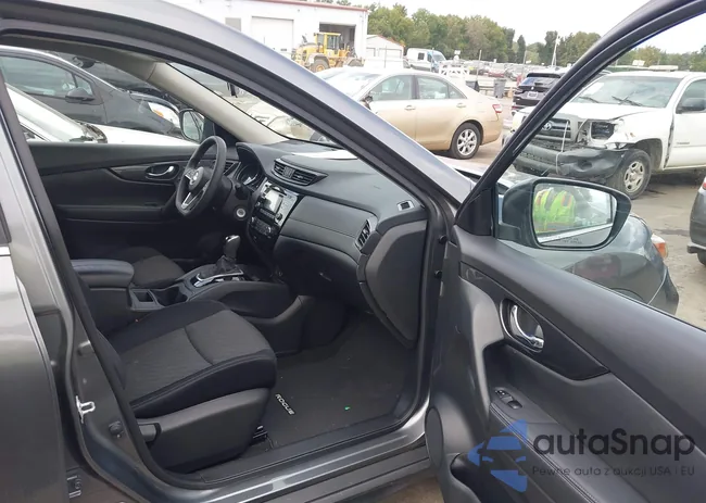 JN8AT2MT8HW131945: 43417840