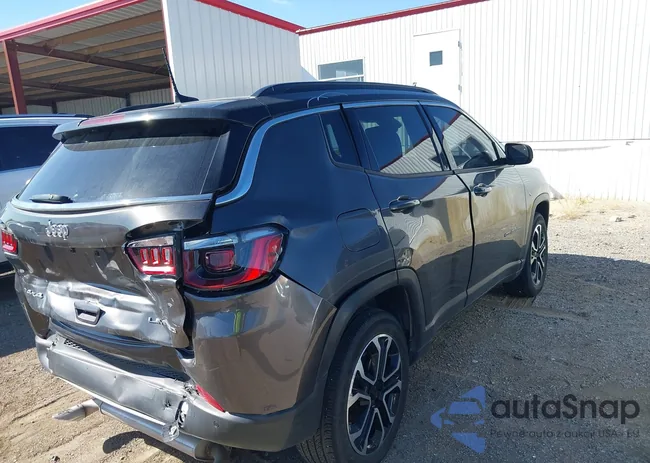 3C4NJDCN0PT550975: 43418711