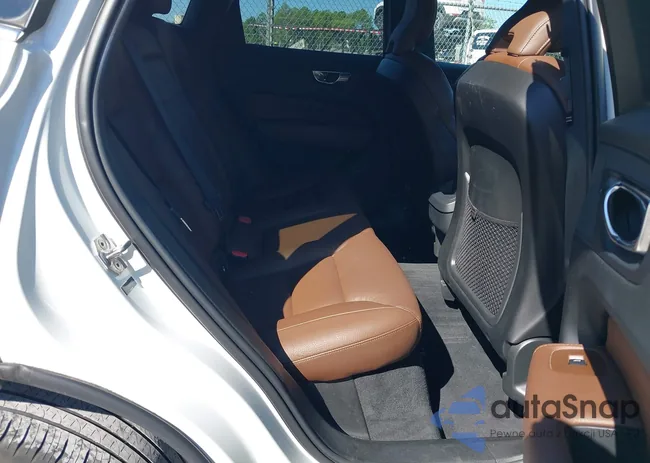 YV4102DK6M1826232: 43418979