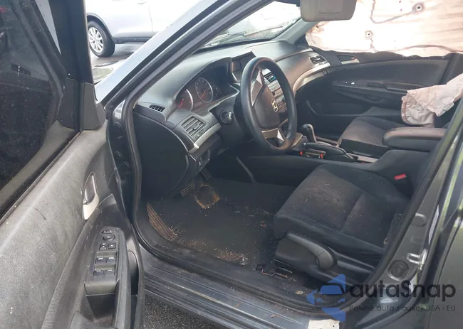 1HGCP2F37CA027539: 43419054