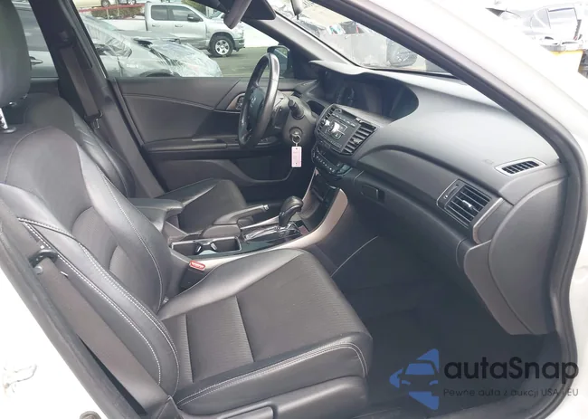 1HGCR2F59HA167238: 43418232