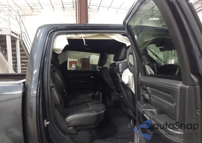 3C6UR5SL8KG530184: 43418236