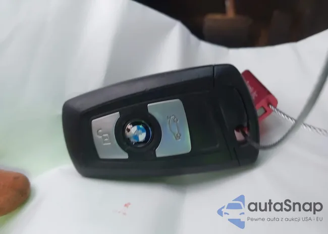 WBA3V7C58F5A24265: 43418355