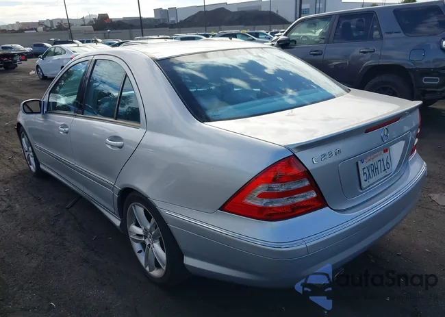 WDBRF52H17E023904: 43419730