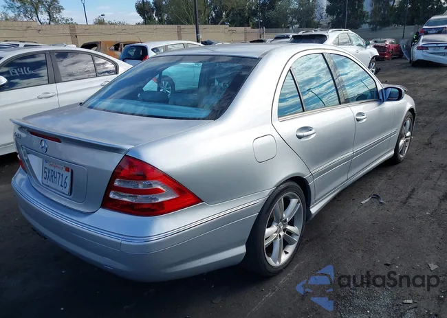 WDBRF52H17E023904: 43419730