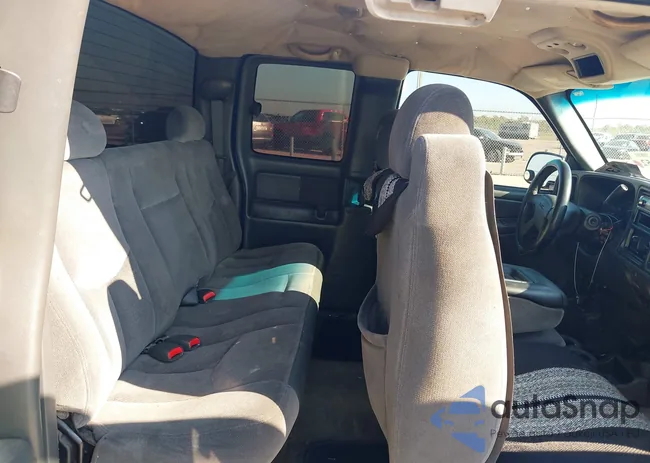 2GCEC19V421315439: 43419752