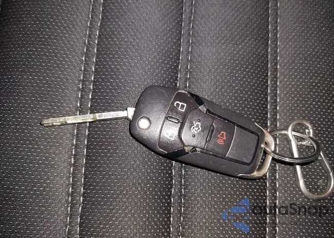 3FA6P0H74FR166415: 43419385