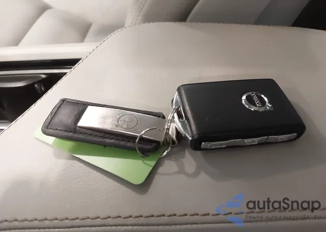 YV4062PN9P1977229: 43419581