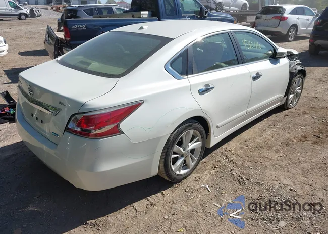 1N4AL3AP9EC116222: 43421160