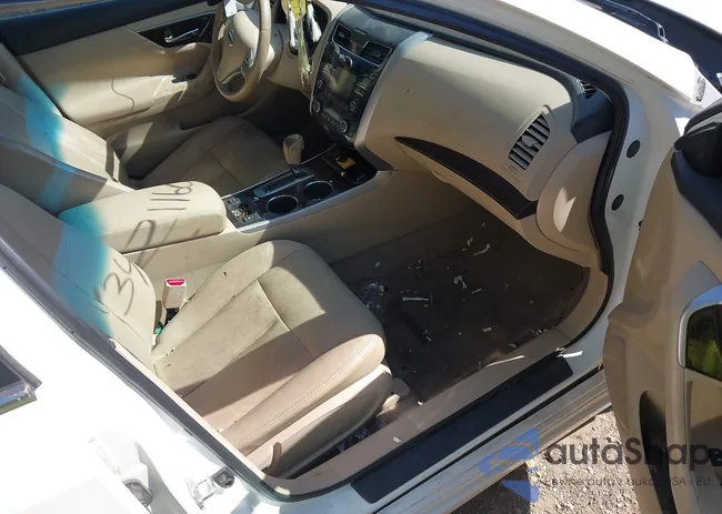 1N4AL3AP9EC116222: 43421160