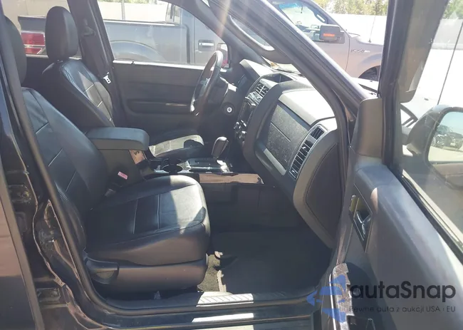 1FMCU0E75BKB72485: 43420243