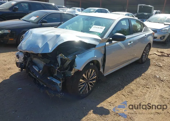 1N4BL4DV4SN370103: 43420386