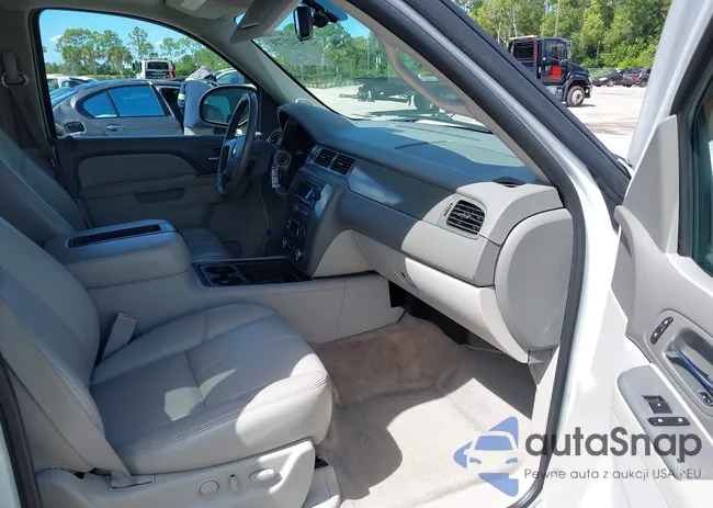 1GNSKJE37BR287743: 43421710