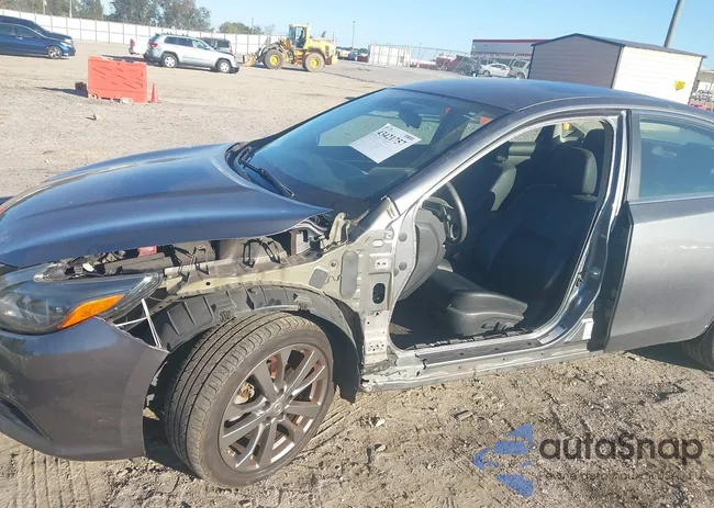 1N4AL3AP9JC148646: 43421757