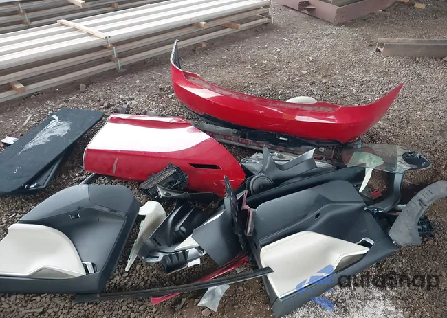 5YJSA1E25JF244607: 43421873