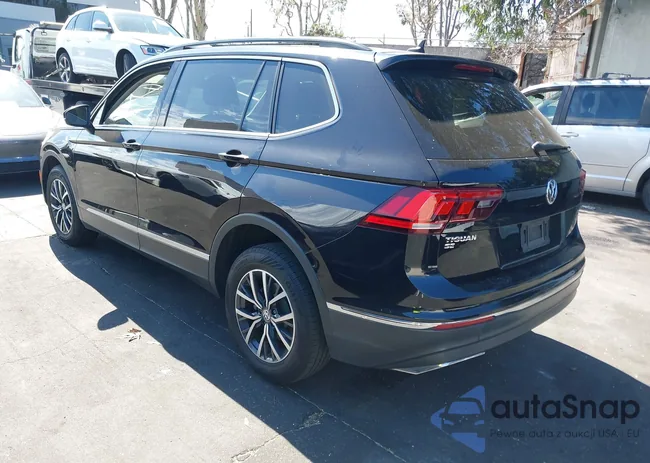 3VV3B7AX2LM101832: 43421893