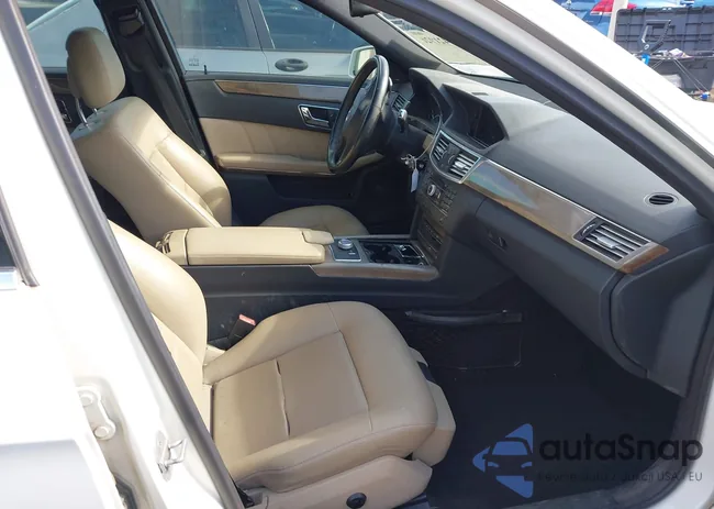 WDDHF8HB1AA153798: 43421926