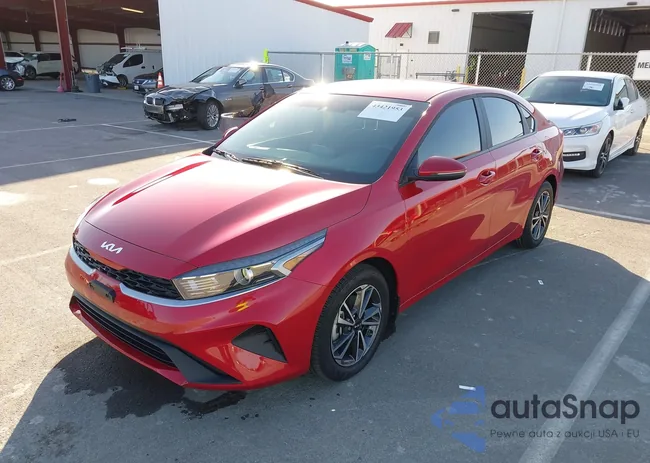 3KPF24ADXRE805599: 43421953