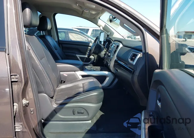 1N6AA1E53KN509417: 43422142