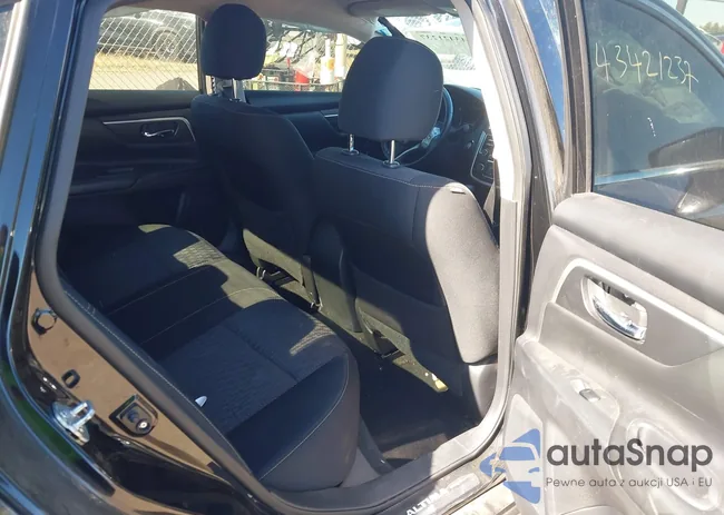 1N4AL3AP8GC123553: 43421237