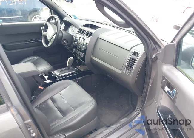 1FMCU9EG8CKA30007: 43421439