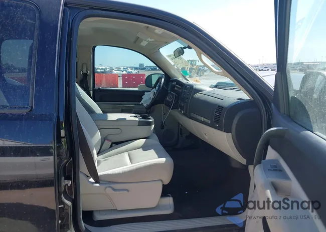 2GCEC23C791137260: 43421550