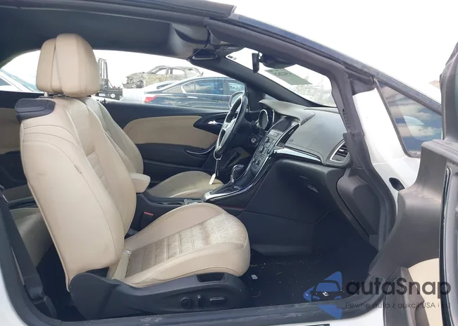 W04WT3N50GG138883: 43422625