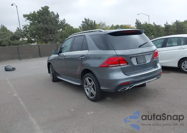 4JGDA5JB8JB040498: 43423144