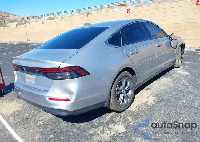 1HGCY1F39RA051910: 43423176