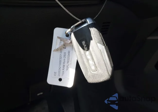 3C6UR5FL7RG203490: 43422266