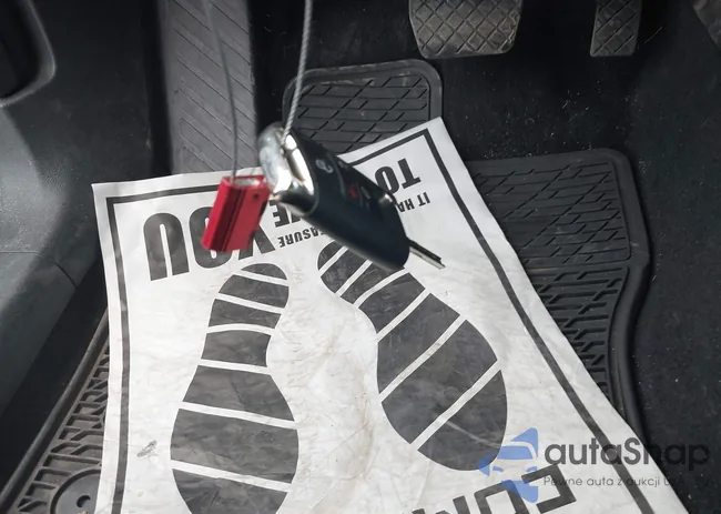 3VV2B7AX5LM173653: 43422381