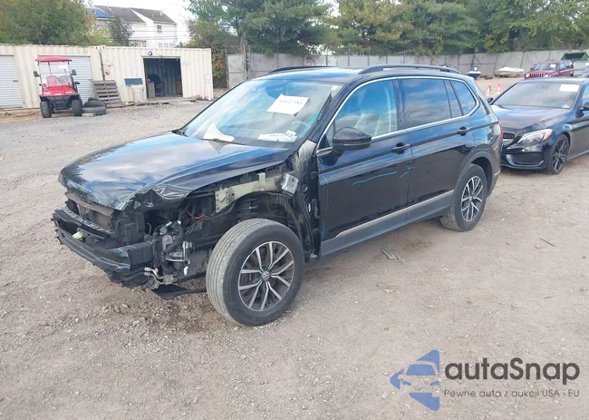 3VV2B7AX5LM173653: 43422381