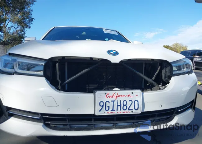 WBA13AG08PCM41811: 43422422