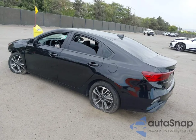 3KPF24AD6RE698809: 43422557