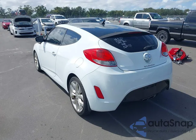 KMHTC6AD1FU237103: 43422559