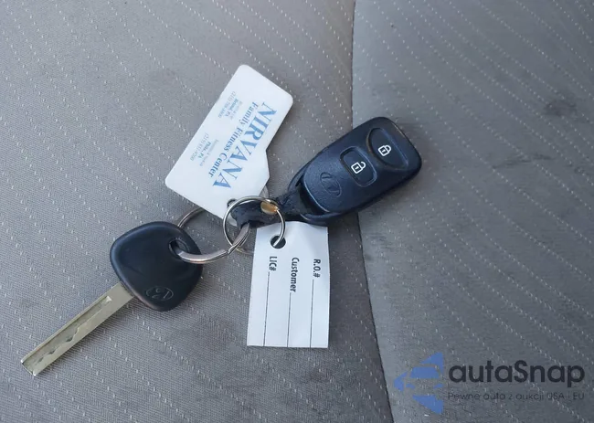 KMHCU4AE8GU044989: 43423712