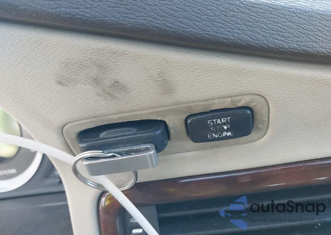 YV4BZ982X91049414: 43423880