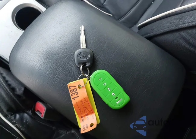 3TMLU4EN3CM101032: 43423914