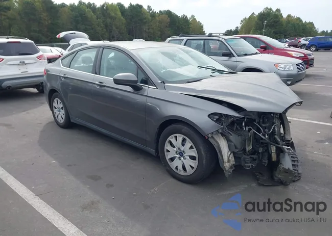 3FA6P0G75ER196197: 43424048