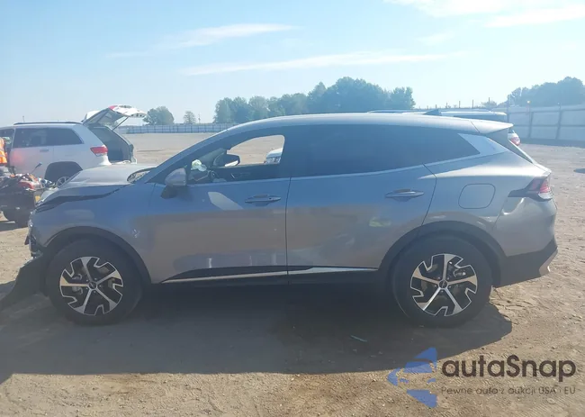 KNDPV3DF0R7286968: 43424081