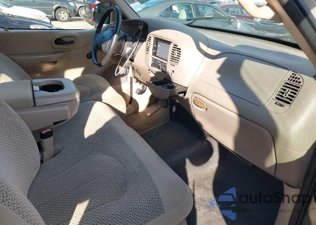 1FTZX1722YNB41747: 43424101