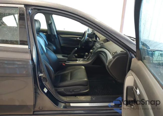 19UUA9F56DA004951: 43423438