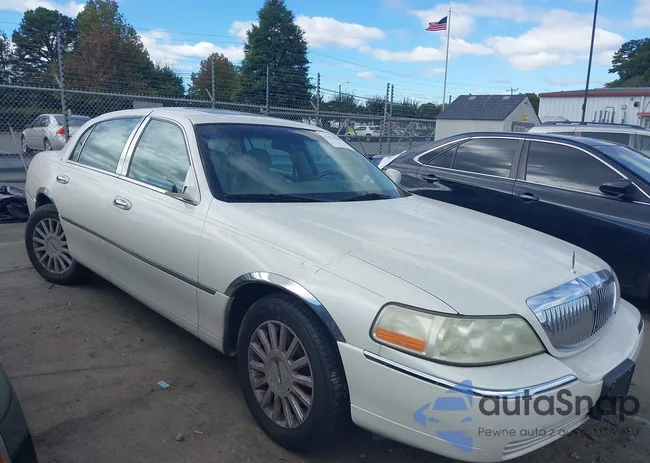 1LNHM82W15Y610162: 43424704