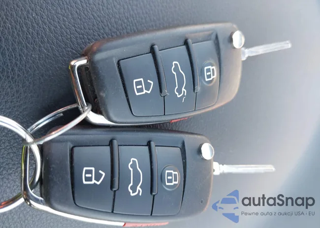 WAUB8GFF7J1087734: 43424802