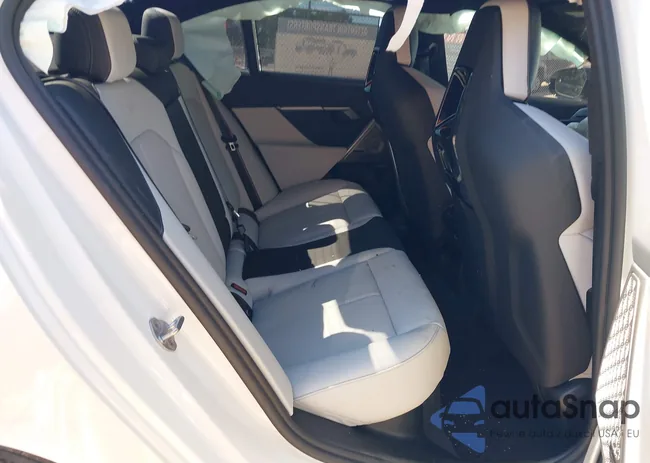 WBS83FK07SCT35809: 43424843