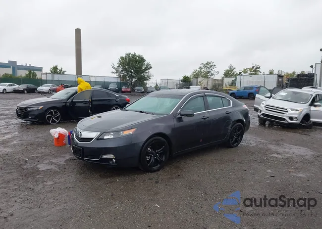 19UUA8F74CA008068: 43424900