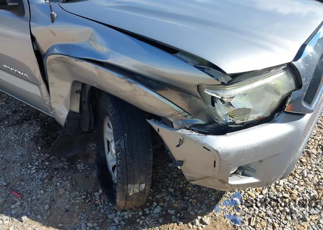 3TMJU4GN6EM159952: 43424437